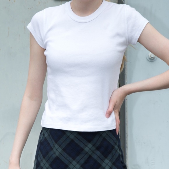 Brandy Melville Hailie Tee Shirt White Cotton - Picture 5 of 8